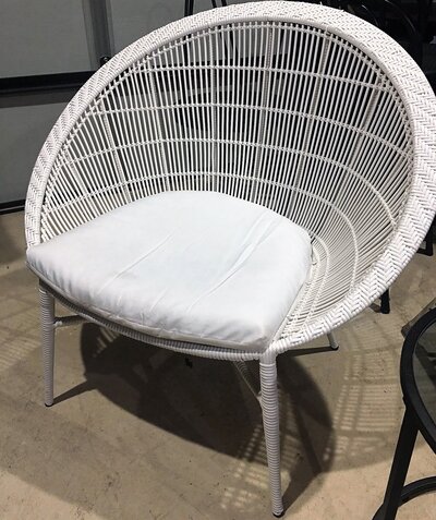 White round wicker chair