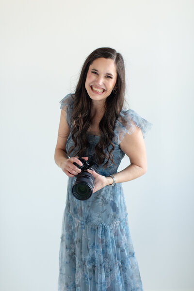 Bright and airy portrait photographer serving Indianapolis and beyond