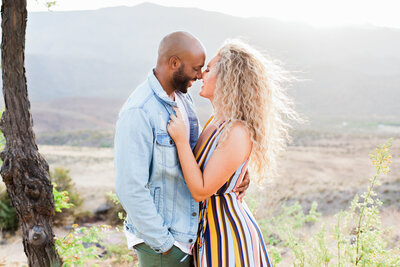 Scottsdale anniversary photographer captures couple embracing