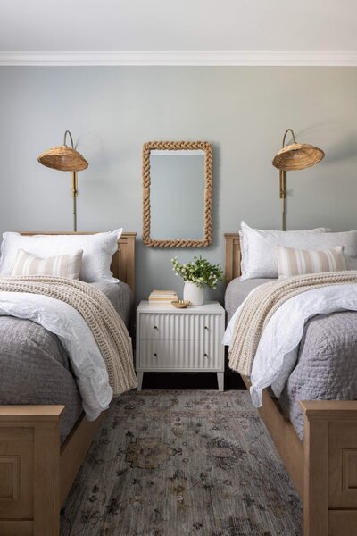 twin-bedroom-headon-palm-point-w1366