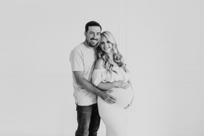 Alyssa Pearl Photography Wedding Lifestyle Family Photographer Salt Lake City, Utah Minneapolis, Minnesota Akin_Studio_Maternity-55