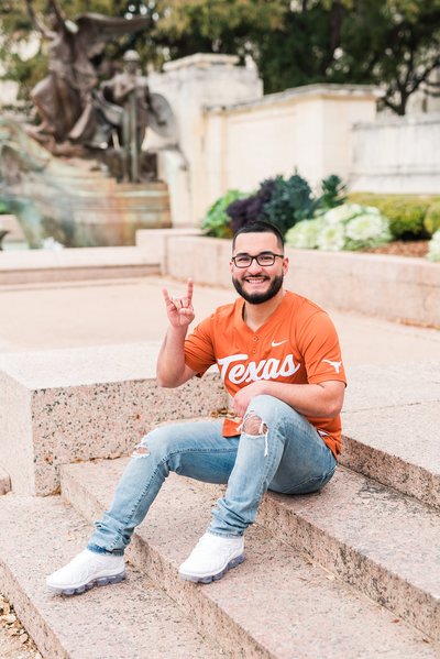 UT Austin senior photographer