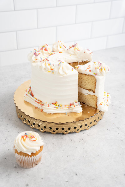Custom cake made by Mason Dixon Bakery