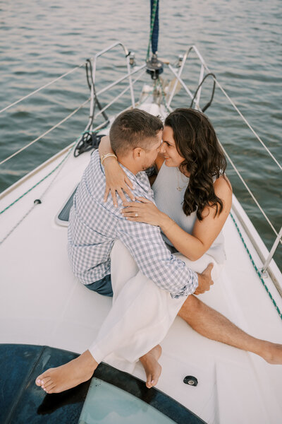 eastern shore engagement photographer boat