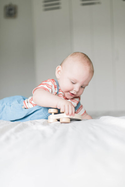 alkmaar-babyfotografie-spelen-lifestyle