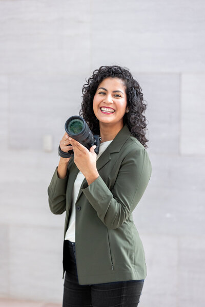 Ana Isabel Photography headshot