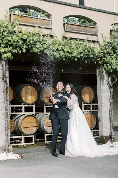 destination wedding photographer seattle Ksenia Vasenev_20240522_0022_1