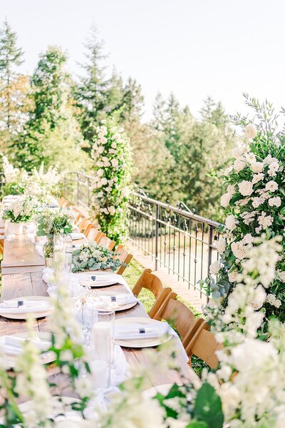 green and white floral wedding reception table by wedding photographer portland oregon