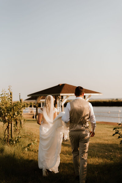 bride and groom portfolio image for amber lynn photography