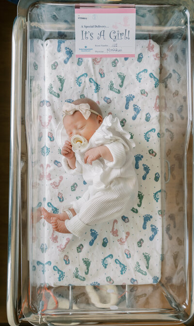 newborn photos in the hospital