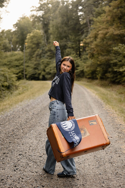 ShaynaFoleyPhotography_Virginia_Senior_Walker2
