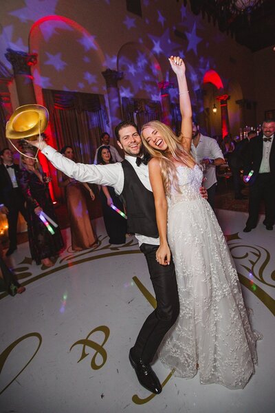 bride-groom-dancing-florida-reception