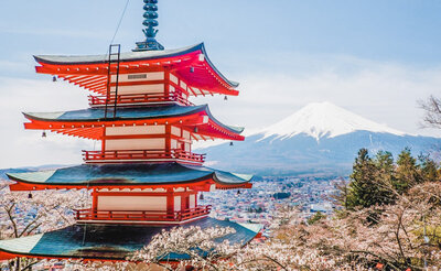 Japan building pagoda