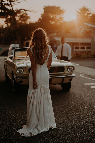 Sunset_MustangConvertible_Wedding_BrideGroom_Cambria_California_RubiZPhoto43of59-1