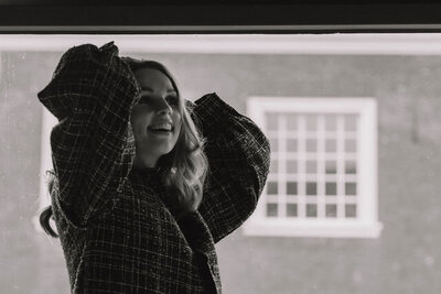 Portret van Rianne, die met passie en precisie werkt als Virtual Executive Assistant voor C-level professionals.