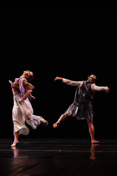 two dancer
