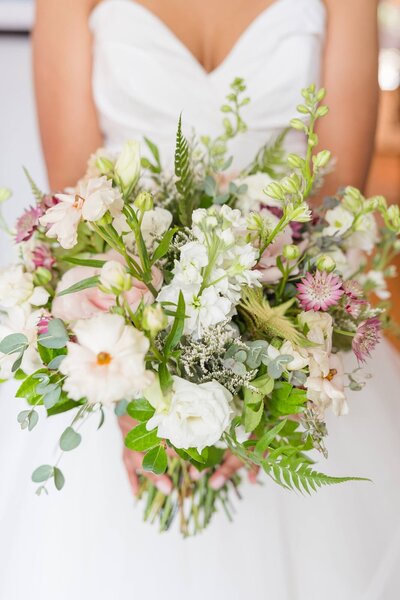 Brooklyn Arts Center Wedding | Blue Satin Bee 21