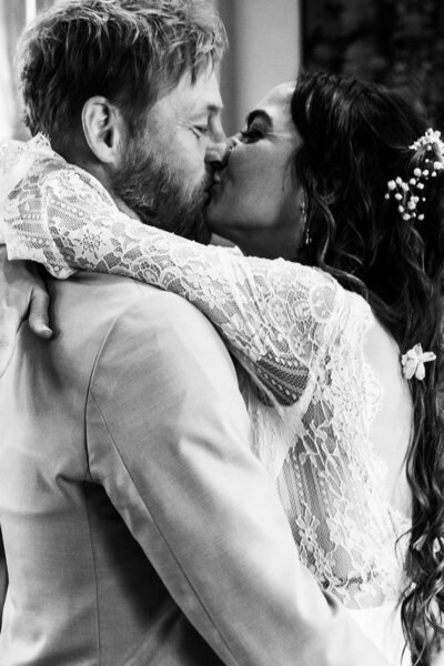 Timeless black-and-white shot of the couple's first look