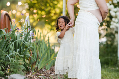 Mom & Me Mini Sessions at Wild Hearts Farm | Heleyna Holmes