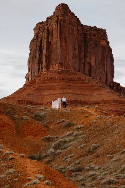 moab-rock-climbing-elopement-inspiration9