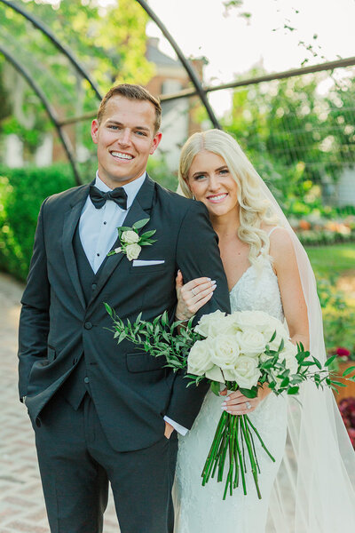 Charleston Wedding Photographers | Boone Hall Wedding | Laura & Rachel Photography