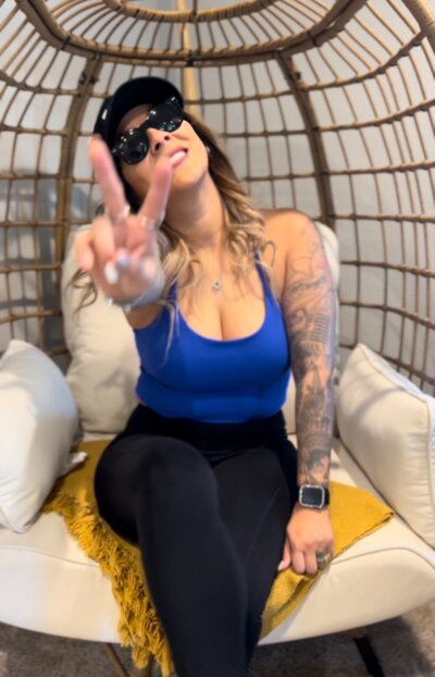 Facetune_01-04-2024-11-30-56