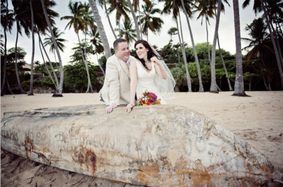 worldside and destination wedding photographer Kim Chapman photographed this charming wedding at the Flor de Cabrera