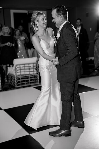grand rapids wedding photographer