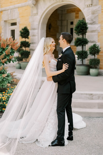 Italy elopement in Tuscany vineyard at golden hour