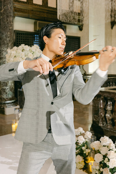 Majestic Downtown Wedding Violinist