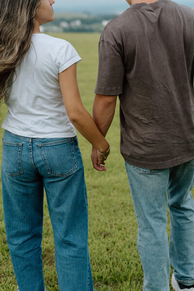 A golden hour engagement photoshoot along the Susquehanna River in Wrightsville Pennsylvania. At Sam Lewis State Park