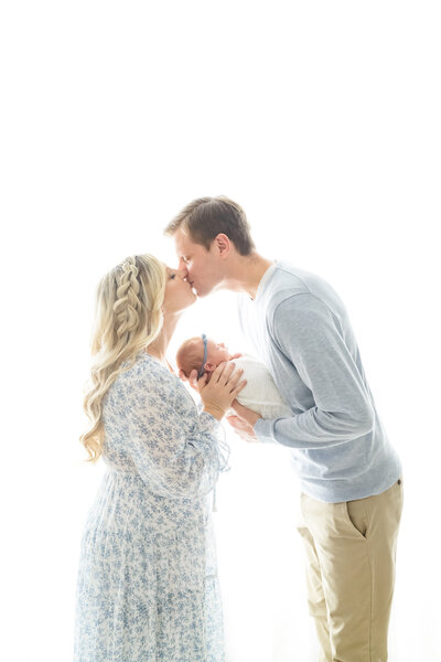 Chandler newborn photographer | Reaj Roberts Photography00135