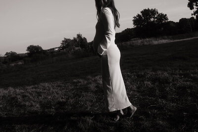 Outdoor maternity session