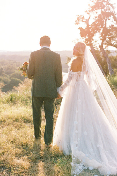 allisonbolinphoto-Rest-Yourself-River-Ranch-Fort-Worth-Texas-Wedding-35mmFilm-9