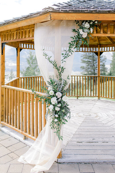 Intimate Canmore wedding with blush and sage florals by Meadow & Vine Floral, romantic Alberta wedding florist, featured on the Brontë Bride Blog.