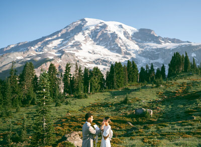 colorado elopement photographer in crested butte, bride and groom celebrate