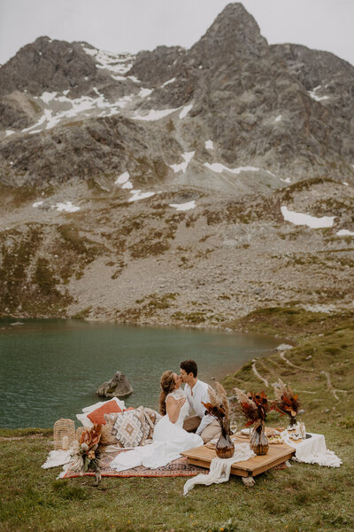 Elopement auf dem Julierpass im Engadin in der Schweiz