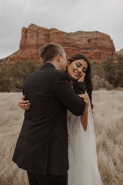 A beautiful modern boho elopement in Sedona
