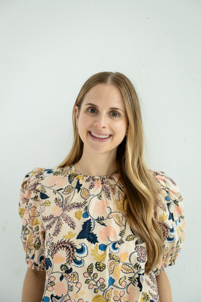 Thea Harris, certified sleep consultant graduate of The Cradle Coach Academy