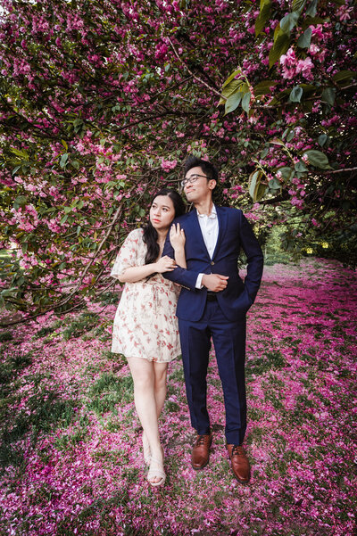 wai-and-jia-cherry-blossom-spring-prospect-park-brooklyn-engagement-photos-by-suessmoments (2 of 5)