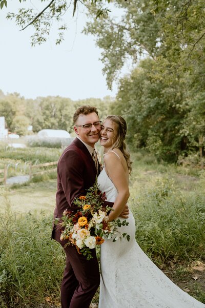 Adventurous couple gets married in the woods in Manitoba