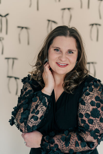 Female entrepreneur branding portrait by Zoe Evans Photography, showcasing confident professional headshot for business owners.