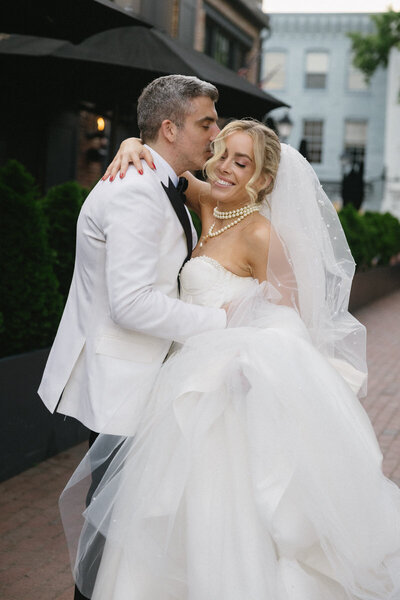 Kelly and Johnny's Wedding at the Torpedo Factory in Alexandria,VA