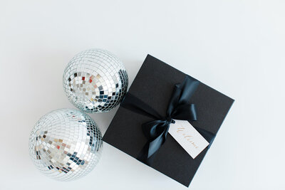 Luxury wedding welcome gift with  custom gift tagtag