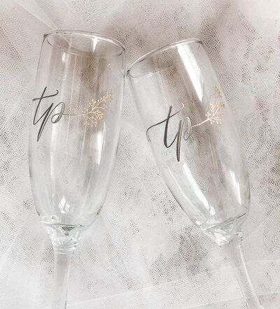 custom engraved champagne flute glasses