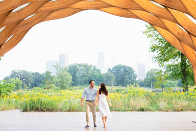 Chicago Engagement Photo at Lincoln Park Zoo