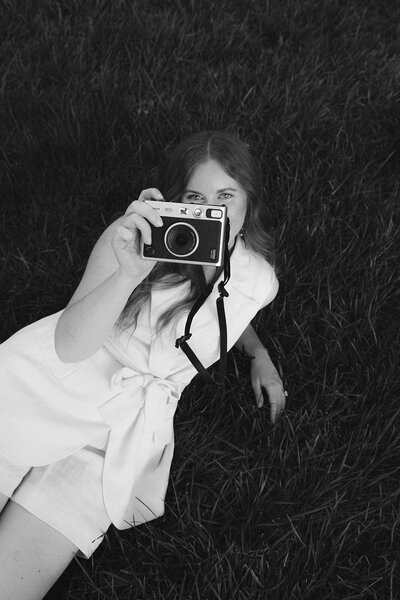 Camera-ready Ashley Cole is ready to capture your senior year - Ashley Cole Photography