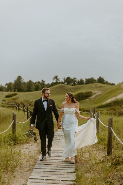 Jessica Frigge Photography is a Wisconsin Elopement Photographer