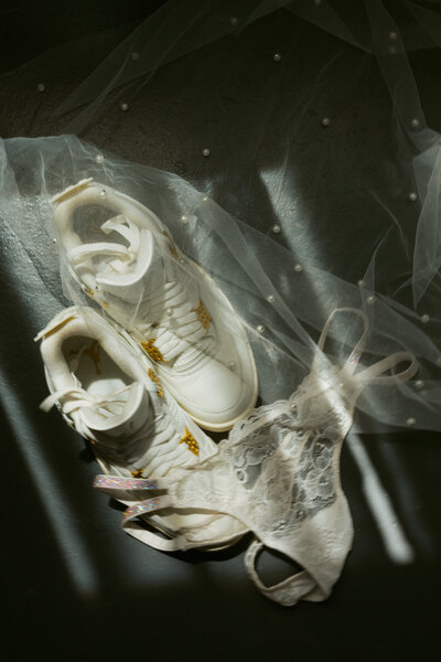 Boudoir details