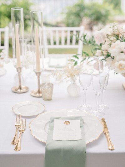 white and gold classic wedding tablescape in Italy